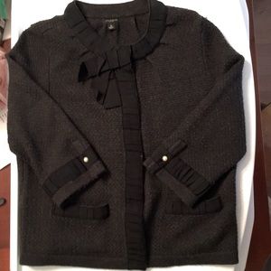 Snap front gray cardigan w/ black ribbon trim